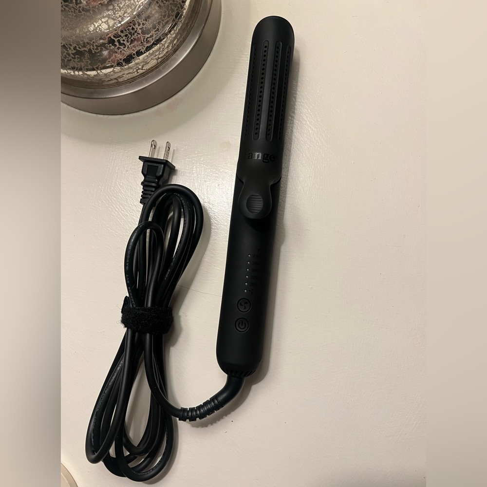 Le Duo
360° Airflow Titanium Styler